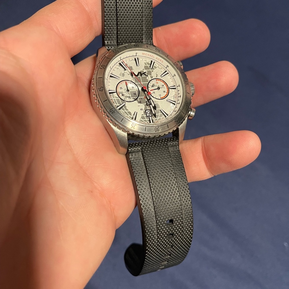 MK mens sports watch…. - Picture 2 of 4